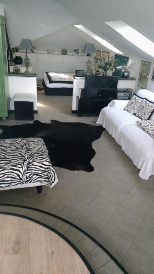 Casa Lilli Apartment วาลเลโครเซีย ภายนอก รูปภาพ